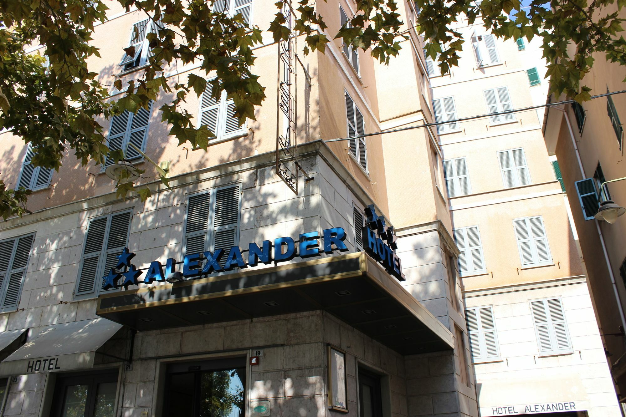 New Alexander Hotel Genoa Exterior photo